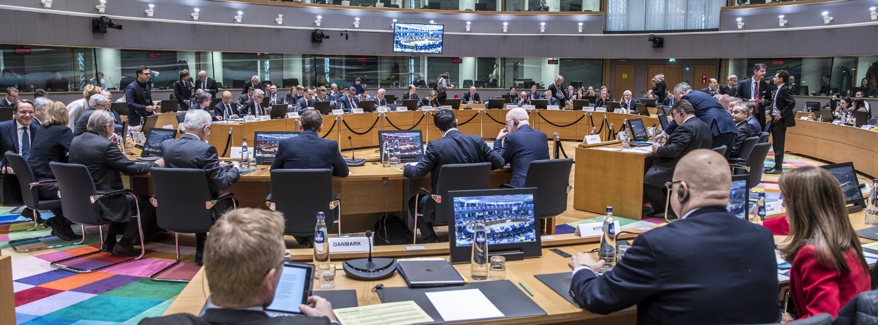 Top Global Investors Shifting Focus From Europe To The Gulf: What’s Driving The Change?